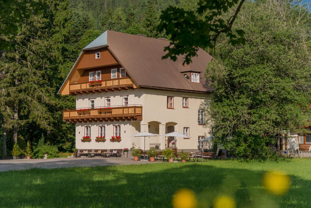 Bio-Holzhaus Und Landhaus Heimat Apartment Ramsau am Dachstein Exterior photo