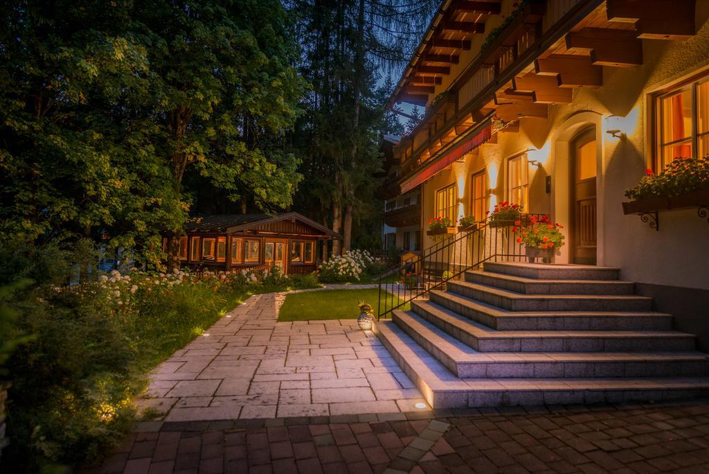 Bio-Holzhaus Und Landhaus Heimat Apartment Ramsau am Dachstein Exterior photo